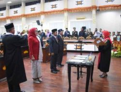DPRD Kota Metro menggelar Rapat Paripurna Pengucapan Sumpah/janji Pimpinan