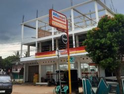 Tiga Cabang Berdekatan, Alfamart Desa Sribhawono, Diduga Langgar Perda  Lampung Timur