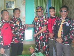 Samsul Bahri Calon Ketua Laskar Merah Putih Kabupaten Pesawaran Terima Surat Mandat