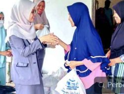 Meski tidak lagi Menjabat, Sebagai rasa Syukur Wahdi Berbagi kepada Masyarakat Metro