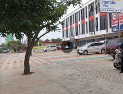 Bantah Tidak ada..! Oknum Pemilik Ruko di 16c Metro Diduga Rusak dan Hapus Trotoar Pejalan Kaki